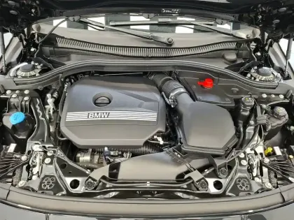 Photo 16 BMW Serie 1 120 170 ch DKG7
