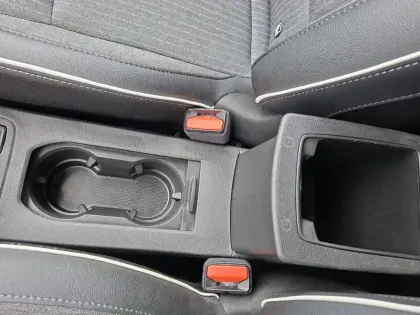 Photo 6 Renault Clio  E-Tech full hybrid 145
