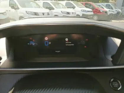 Photo 9 Peugeot 208  Hybrid 145 ch e-DCS6