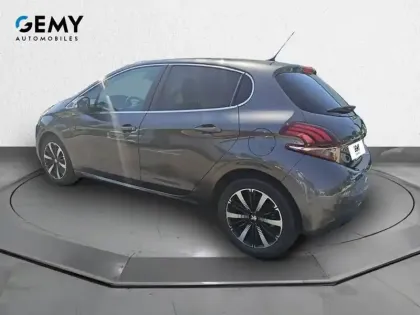 Photo 6 Peugeot 208  PureTech 110ch S&S BVM6