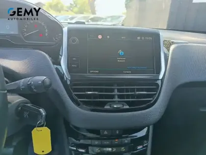 Photo 16 Peugeot 208  PureTech 110ch S&S BVM6