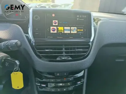 Photo 13 Peugeot 208  PureTech 110ch S&S BVM6