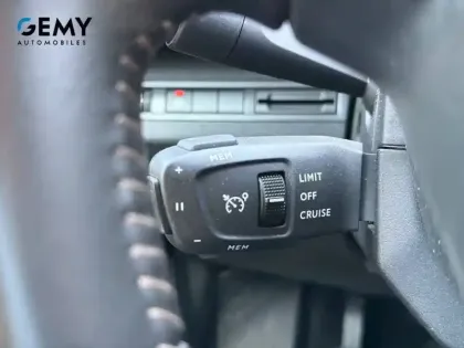Photo 18 Peugeot 5008  PureTech 130ch S&S BVM6