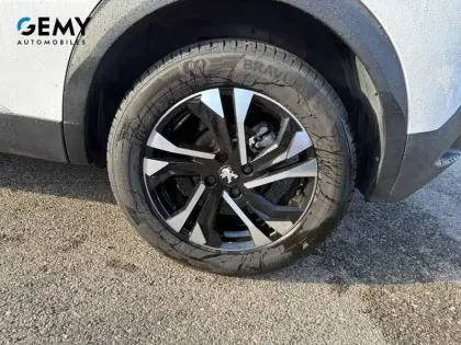 Photo 37 Peugeot 2008  PureTech 130 S&S EAT8
