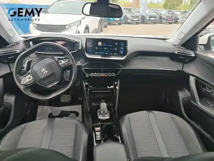 Photo 7 Peugeot 2008  PureTech 130 S&S EAT8