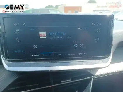 Photo 12 Peugeot 208  Hybrid 110 ch e-DCS6