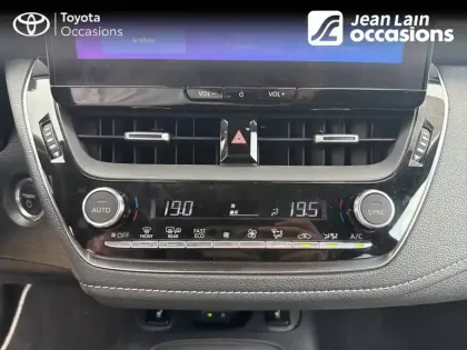 Photo 13 Toyota Corolla  Hybride 122h