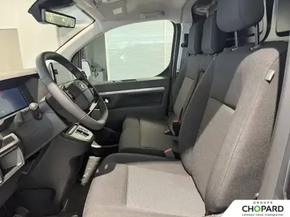 Photo 17 Opel Vivaro  FGN SPORTIVE DIESEL 180 CH M AUTOMATIQUE