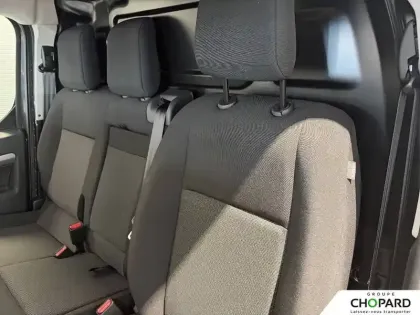 Photo 18 Opel Vivaro  FGN SPORTIVE DIESEL 180 CH M AUTOMATIQUE