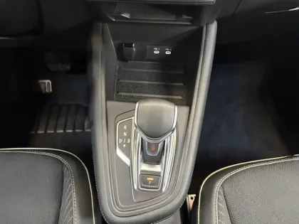Photo 31 Renault Symbioz  E-Tech full hybrid 145