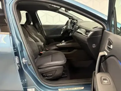 Photo 8 Renault Symbioz  E-Tech full hybrid 145