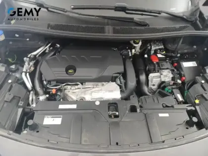 Photo 11 Peugeot 3008  Hybrid 225 e-EAT8