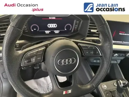 Photo 11 Audi A1  Sportback 30 TFSI 110 ch S tronic 7