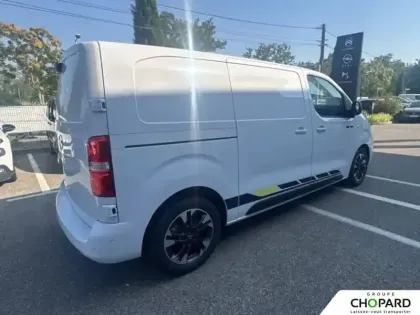 Photo 25 Opel Vivaro  FGN SPORTIVE DIESEL 180 CH M AUTOMATIQUE