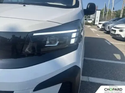 Photo 21 Opel Vivaro  FGN SPORTIVE DIESEL 180 CH M AUTOMATIQUE