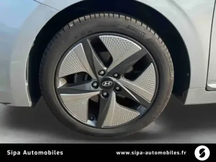 Photo 8 Hyundai Ioniq  Hybrid 141 ch