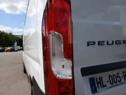 Photo 16 Peugeot Boxer  FGN 3.5 T D L2H2 140 CH MANUELLE