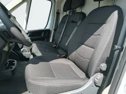 Photo 10 Peugeot Boxer  FGN 3.5 T D L2H2 140 CH MANUELLE