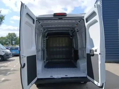 Photo 5 Peugeot Boxer  FGN 3.5 T D L2H2 140 CH MANUELLE