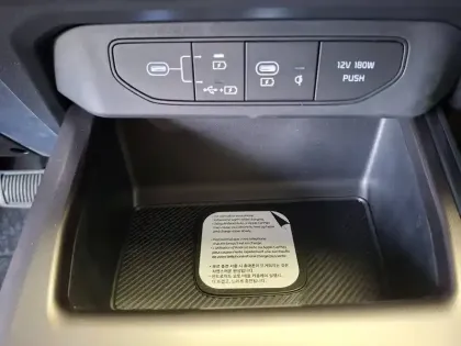 Photo 19 Kia Niro  1.6 GDi Hybride 138 ch DCT6