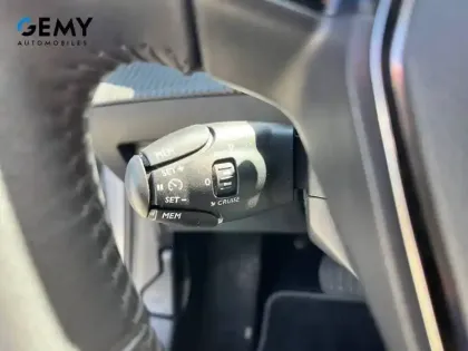 Photo 13 Peugeot 208  Electrique 50 kWh 136ch