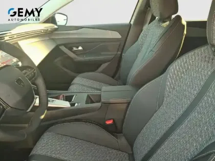 Photo 8 Peugeot 308  Hybrid 145 e-DCS6