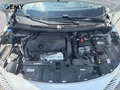 Photo 11 Peugeot 3008  Hybrid 225 e-EAT8