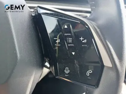 Photo 12 Peugeot 5008  Hybrid 145 ch e-DCS6