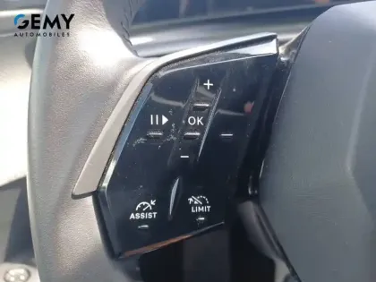 Photo 11 Peugeot 5008  Hybrid 145 ch e-DCS6