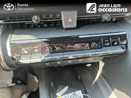 Photo 13 Toyota Corolla  Hybride 140ch