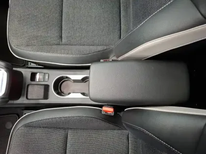 Photo 25 Renault Captur  E-Tech hybride 145
