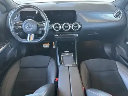Photo 10 Mercedes GLA 200 d AMG Line