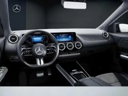 Photo 8 Mercedes GLA 200 d AMG Line