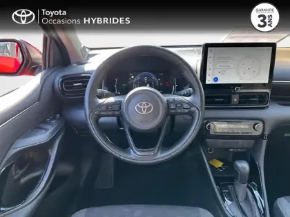 Photo 8 Toyota Yaris  116h Design 5p MC24