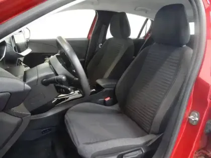 Photo 11 Peugeot 208  e- 136ch Active Pack