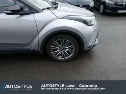Photo 8 Toyota C-HR  122h Distinctive 2WD E-CVT MY22