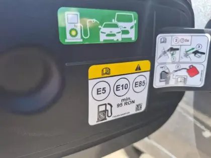 Photo 8 Ford Kuga  2.5 Duratec 180ch Hybrid FlexiFuel ST-Line X Powershift