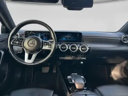 Photo 9 Mercedes Classe A  180 d 116ch AMG Line 7G-DCT