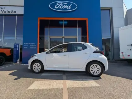 Photo 5 Toyota Yaris  116h Dynamic 5p MC24