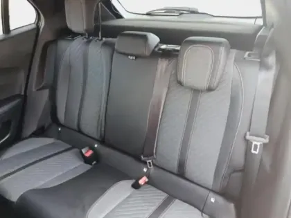 Photo 26 Peugeot 2008  1.2 Hybrid 136ch Allure e-DCS6