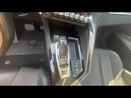 Photo 13 Peugeot 3008  1.2 PureTech 130ch S&S Allure Pack EAT8