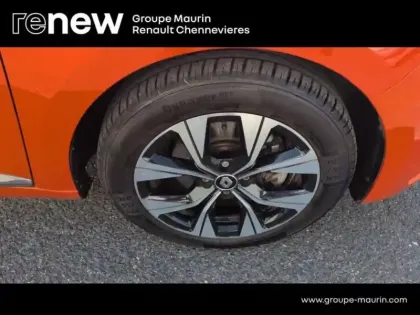 Photo 11 Renault Clio  1.6 E-Tech 145ch full hybrid Evolution