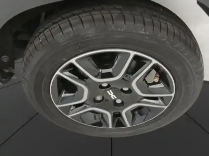 Photo 10 Dacia Spring  45ch Essential SOH 94%