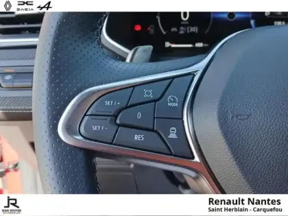 Photo 12 Renault Captur  1.3 TCe mild hybrid 160ch esprit Alpine EDC