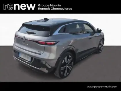 Photo 7 Renault Megane  E-Tech Electric EV60 220ch Iconic super charge -B