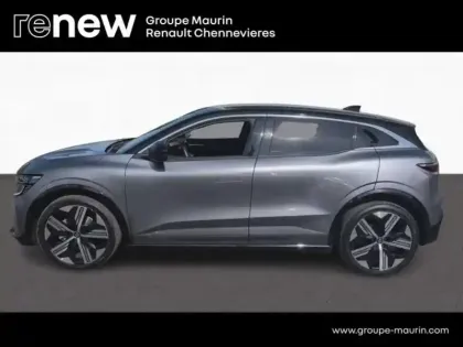 Photo 13 Renault Megane  E-Tech Electric EV60 220ch Iconic super charge -B