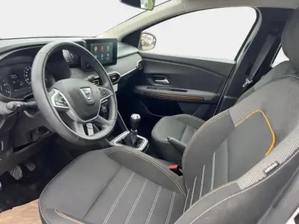 Photo 13 Dacia Sandero  1.0 TCe 90ch Stepway Confort -22