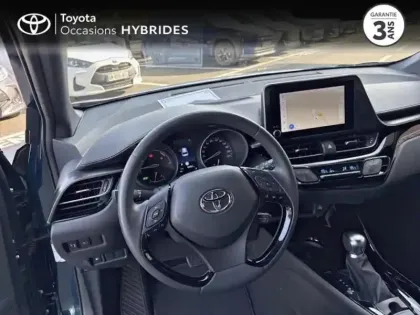 Photo 8 Toyota C-HR  1.8 Hybride 122ch Design E-CVT