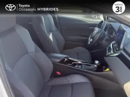 Photo 14 Toyota C-HR  2.0 Hybride 184ch Design E-CVT
