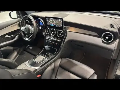Photo 5 Mercedes GLC  Coupé 300 de 194+122ch AMG Line 4Matic 9G-Tronic
